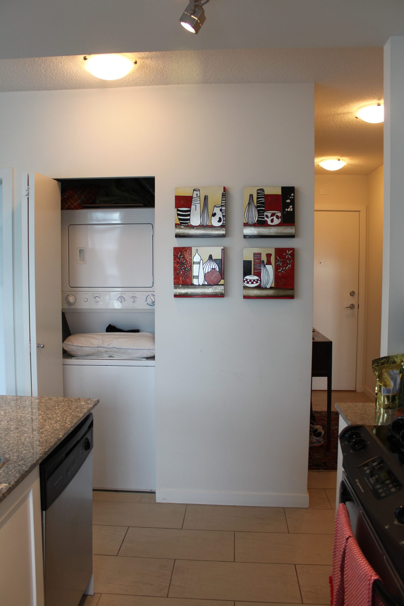 806 - 480 Robson St. - Condo - Downtown - Photo 28 of 29