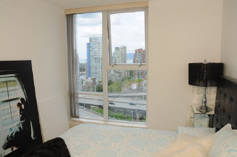 2003 - 550 Pacific Street - Condo - False Creek North - Photo 19 of 43
