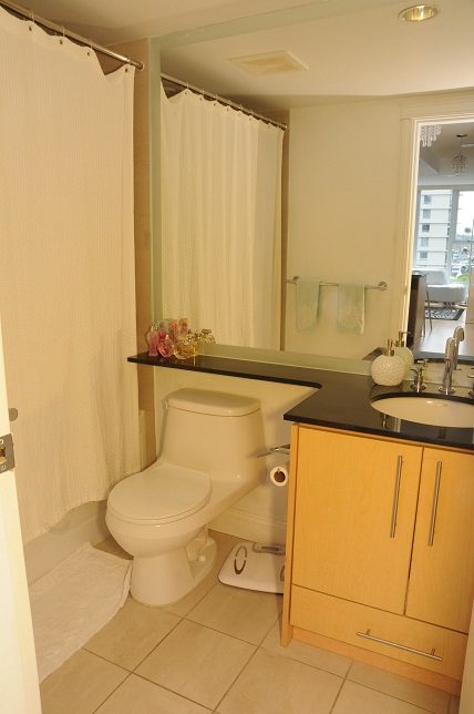 2003 - 550 Pacific Street - Condo - False Creek North - Photo 28 of 43