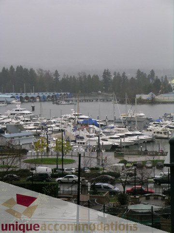 Spacious 1-bedroom + den condo with a stunning view of the marina and city skyline. - 603 - 1328 West Pender, Vancouver Downtown