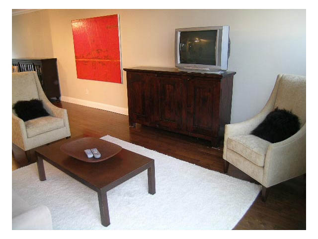 2218 Spruce Street - Townhouse - Fairview - Photo 7 of 33