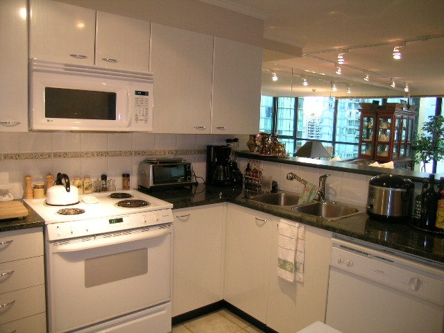 2505 - 1367 Alberni Street - Condo - Coal Harbour - Photo 7 of 36