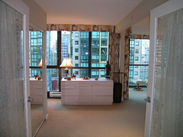 2505 - 1367 Alberni Street - Condo - Coal Harbour - Photo 12 of 36