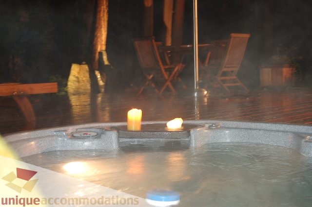 Spa with candles and steam, cozy ambiance. - 6290 Collingwood Street, Vancouver West Side