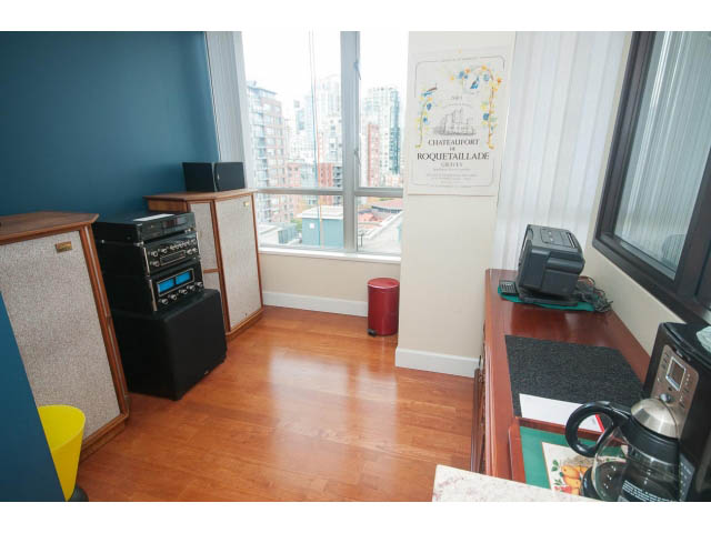 1606 - 1228 Marinaside Crescent - Condo - Yaletown - Photo 8 of 37