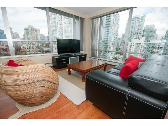 1606 - 1228 Marinaside Crescent - Condo - Yaletown - Photo 12 of 37