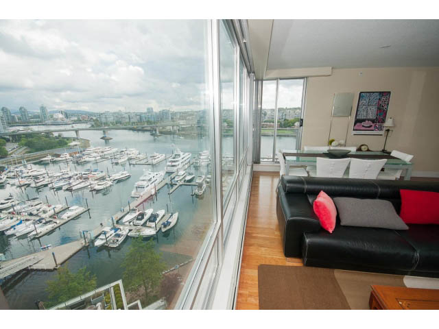 1606 - 1228 Marinaside Crescent - Condo - Yaletown - Photo 15 of 37
