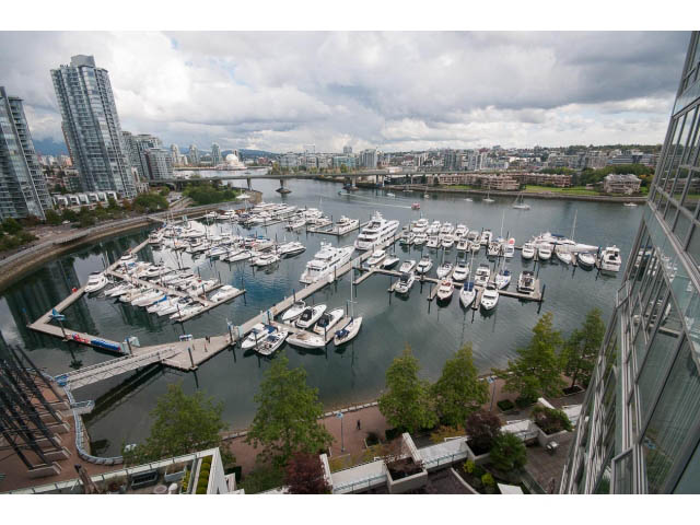 1606 - 1228 Marinaside Crescent - Condo - Yaletown - Photo 26 of 37