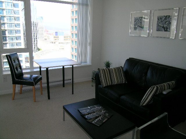1703 - 480 Robson Street - Condo - Downtown - Photo 6 of 18