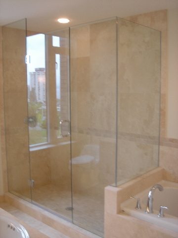 Bright bathroom with large glass shower and city view. - 902 - 1925 Alberni Street, Vancouver Downtown
