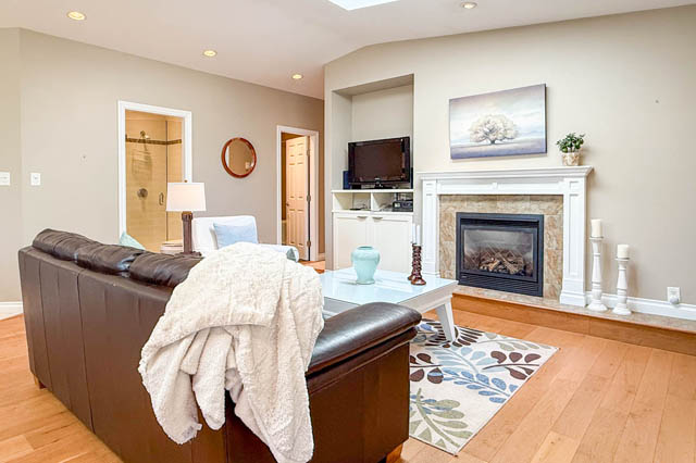 address w i t h h e l d north vancouver hamilton