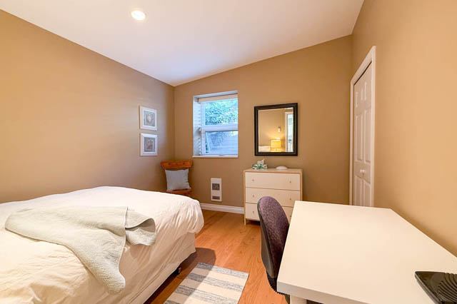 address w i t h h e l d north vancouver hamilton