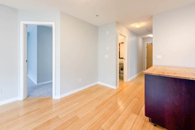 402 122 east 3rd street north vancouver lower lonsdale