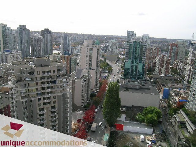 Furnished 1-bedroom condo with stunning city view and modern decor. - 2606-1189 Howe Street, Vancouver Downtown