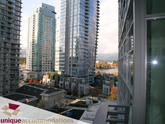 Furnished 1-bedroom condo with city view and modern furnishings. - 705 - 1205 W Hastings, Vancouver Downtown