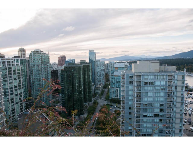 vancouver rental condo