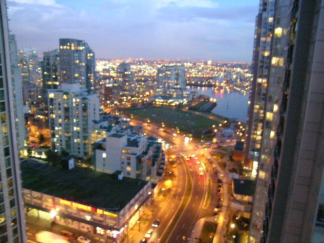 2705 - 550 Pacific Street - Condo - False Creek North - Photo 21 of 39