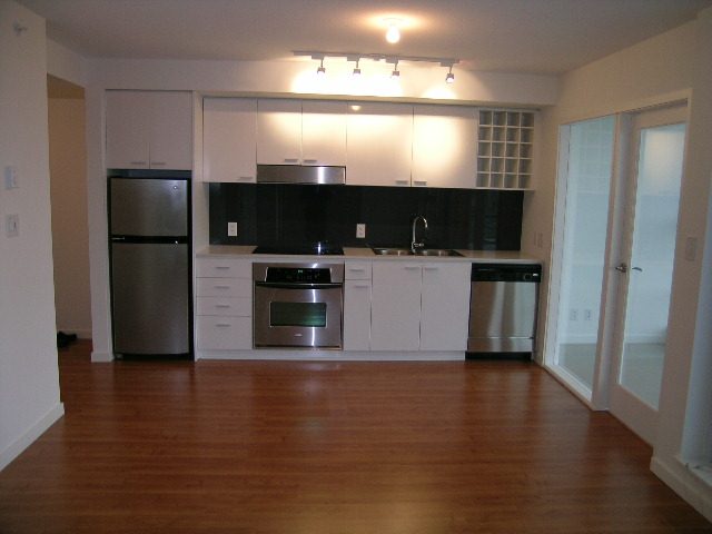 3309-111 W Georgia - Condo - Crosstown - Photo 20 of 20