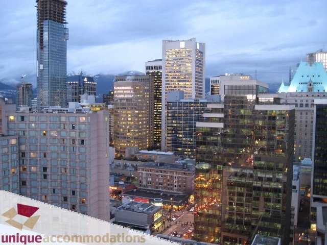 Furnished 2-bedroom + den with stunning city view and modern decor. - 2314 - 938 Smithe Street, Vancouver Downtown