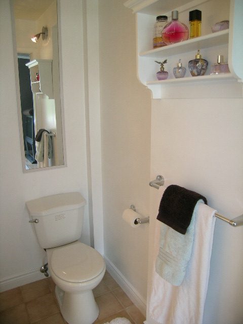 3844 West 14th Ave - Suite in House - Point Grey - Photo 25 of 36