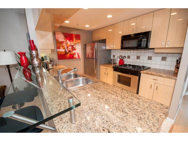 quay west i i resort residences rentals vancouver downtown