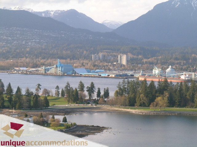 Spacious 2-bedroom + den condo with stunning city and mountain views. - 3401 - 1111 West Pender, Vancouver Downtown