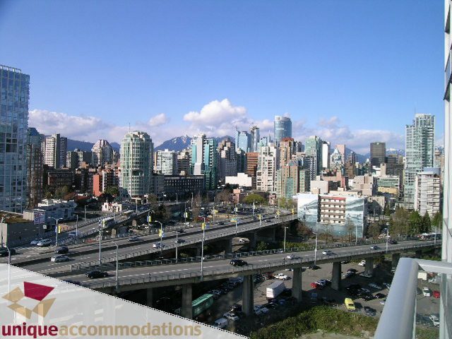 Furnished 2-bedroom + den with stunning city view and modern decor. - 1905 - 638 Beach Cres, Vancouver Downtown