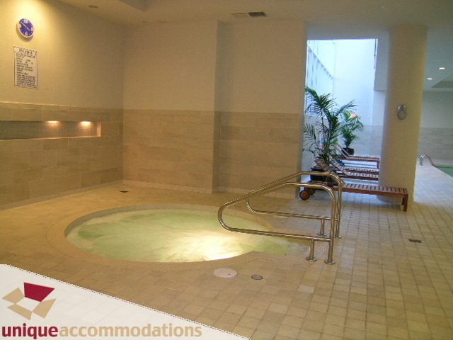 Spacious bathroom with two whirlpools and tiled floors. - 1905 - 638 Beach Cres, Vancouver Downtown
