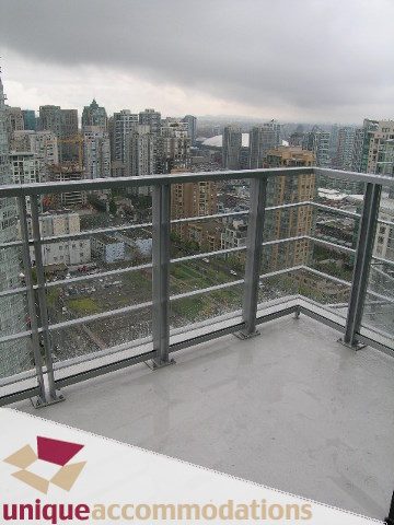 Furnished 1-bedroom + den with city view from balcony. - 3104 - 1255 Seymour Street, Vancouver Downtown