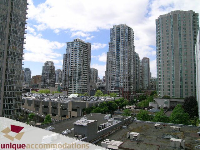 Penthouse with stunning city view and rooftop access. - PH2 - 869 Beatty Street, Vancouver Downtown
