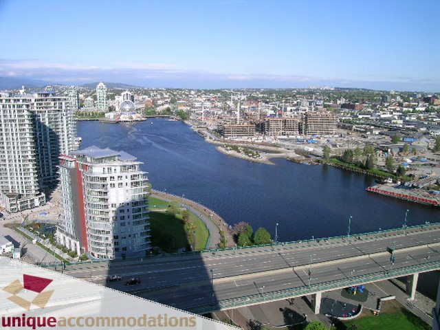Bright penthouse with stunning city view and modern furnishings. - PH2 - 869 Beatty Street, Vancouver Downtown
