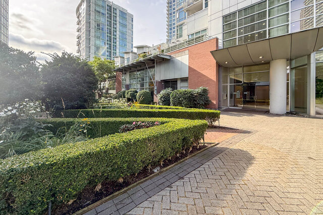 2501 198 aquarius mews vancouver downtown yaletown