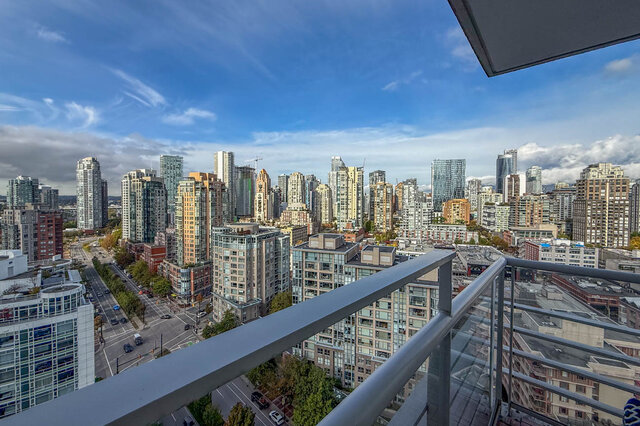 2501 198 aquarius mews vancouver downtown yaletown