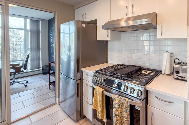 2501 198 aquarius mews vancouver downtown yaletown