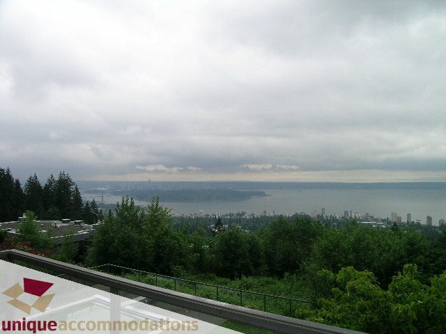 Furnished 6-bedroom + den suite with stunning city view and lush greenery. - 1472 Camridge Road, West Vancouver