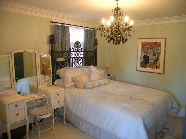 1963 McNicoll - Suite in House - Kitsilano - Photo 10 of 39
