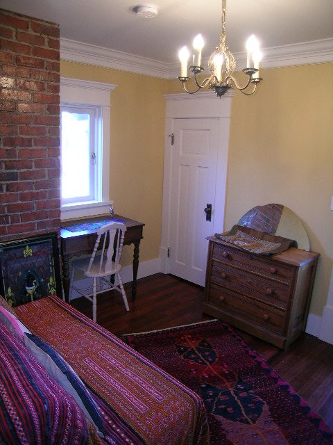 1963 McNicoll - Suite in House - Kitsilano - Photo 13 of 39