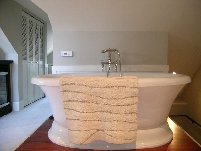 1963 McNicoll - Suite in House - Kitsilano - Photo 20 of 39