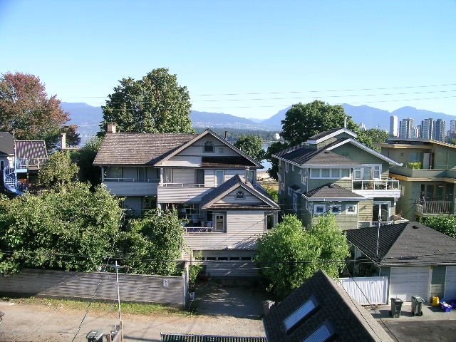 1963 McNicoll - Suite in House - Kitsilano - Photo 30 of 39