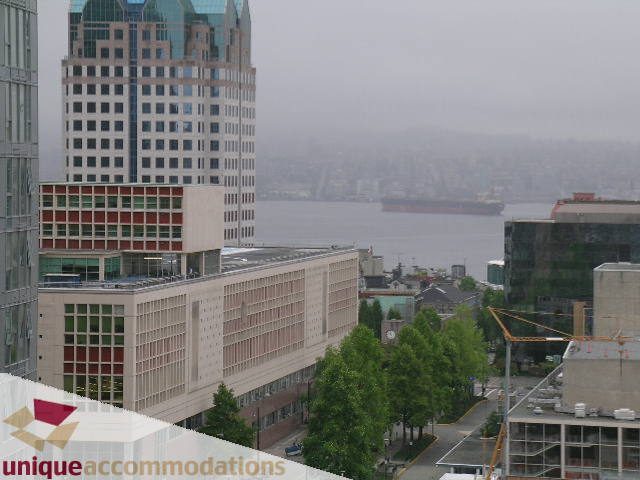 Furnished 2-bedroom + den condo with city view and modern decor. - 1802 - 821 Cambie Street, Vancouver Downtown