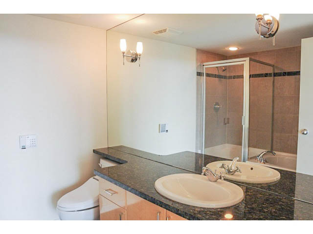 rent penthouse vancouver