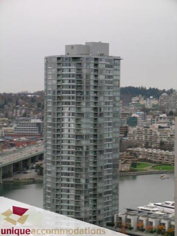 Furnished 2-bedroom condo with stunning city view and modern design. - 2803 - 930 Cambie Street, Vancouver Downtown