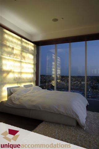 Furnished 5-bedroom condo with a stunning city view and modern decor. - 2601 - 1000 Beach Avenue, Vancouver Downtown