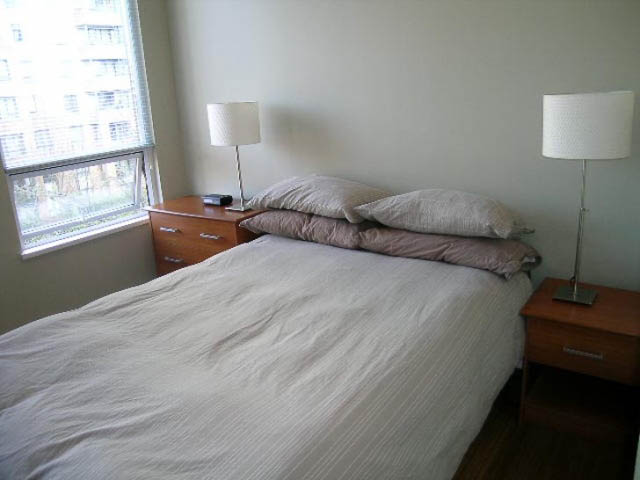 5D - 139 Drake Street - Condo - Yaletown - Photo 7 of 27