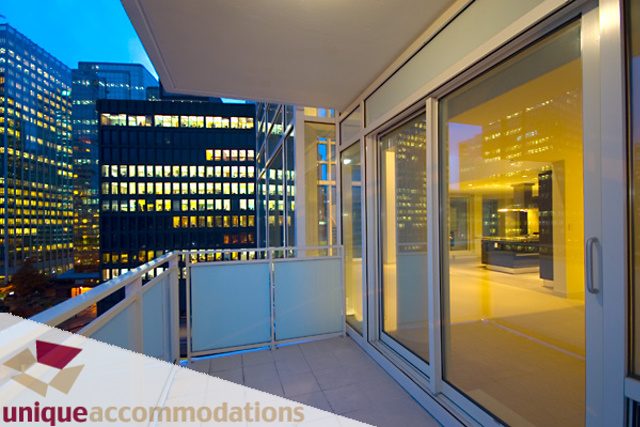 Spacious balcony with city view and modern furnishings. - 903 - 1139 West Cordova Street, Vancouver Downtown
