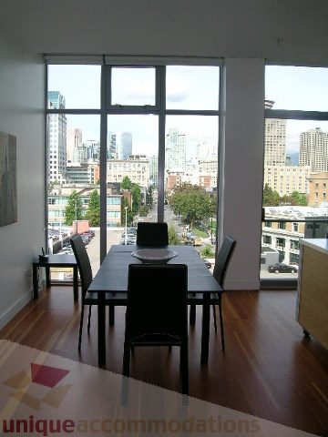 Furnished 1-bedroom condo with hardwood floors and a city view. - 902 - 528 Beatty Street, Vancouver Downtown