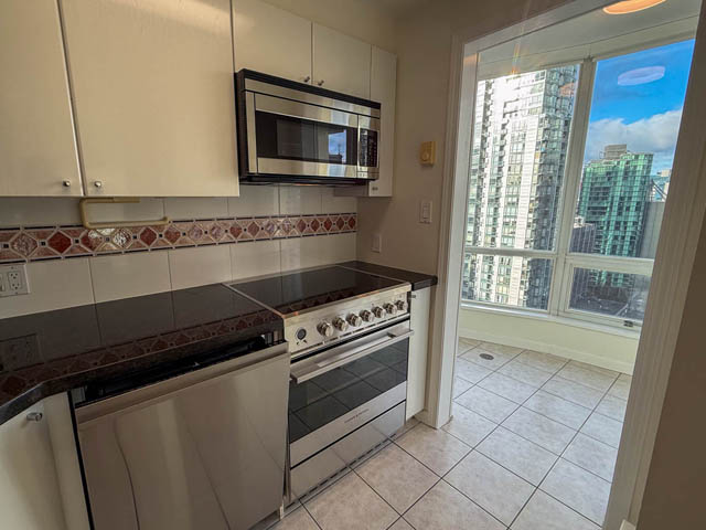 2305 1166 melville street vancouver downtown coal harbour