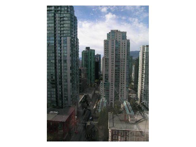 unfurnished coal harbour downtown