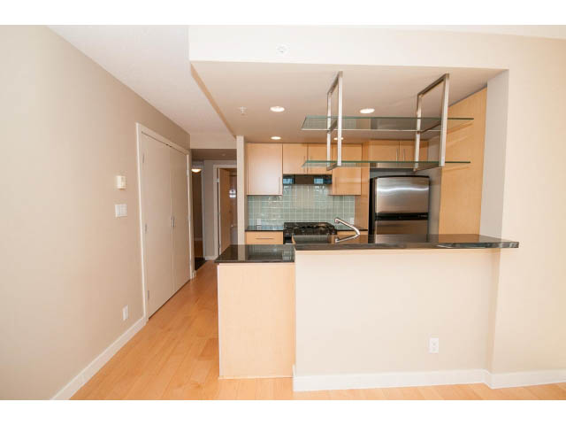 vancouver condo for rent