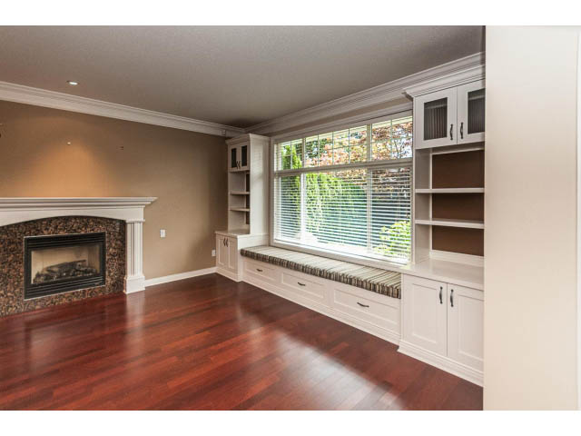 322 West 26th Street - House - Upper Lonsdale - Photo 5 of 31